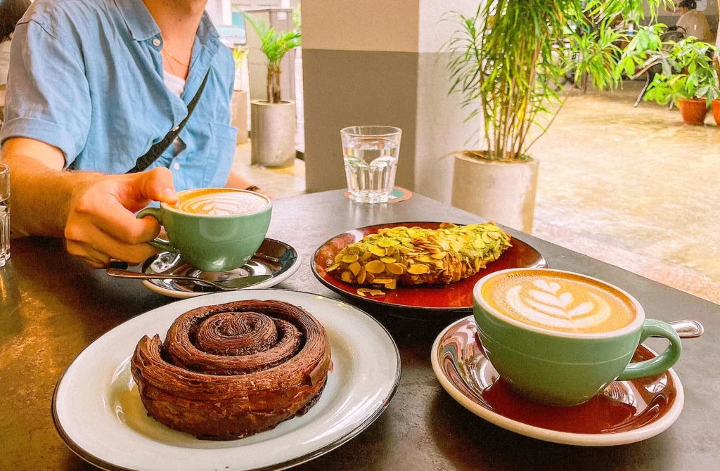 Best café in Singapore serving specialty coffee and artisan pastries