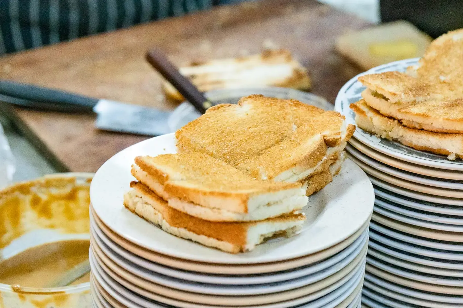 Tong Ah Eating House Singapore kaya toast with soft-boiled eggs and traditional kopi breakfast