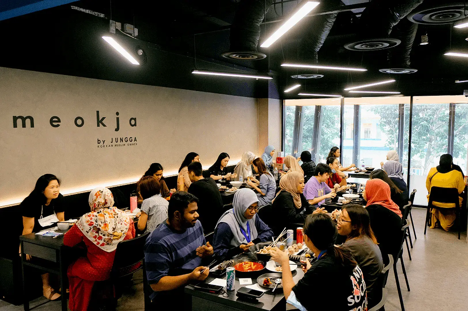 Meokja by Jungga Singapore busy dining room serving halal Korean food and Korean snacks